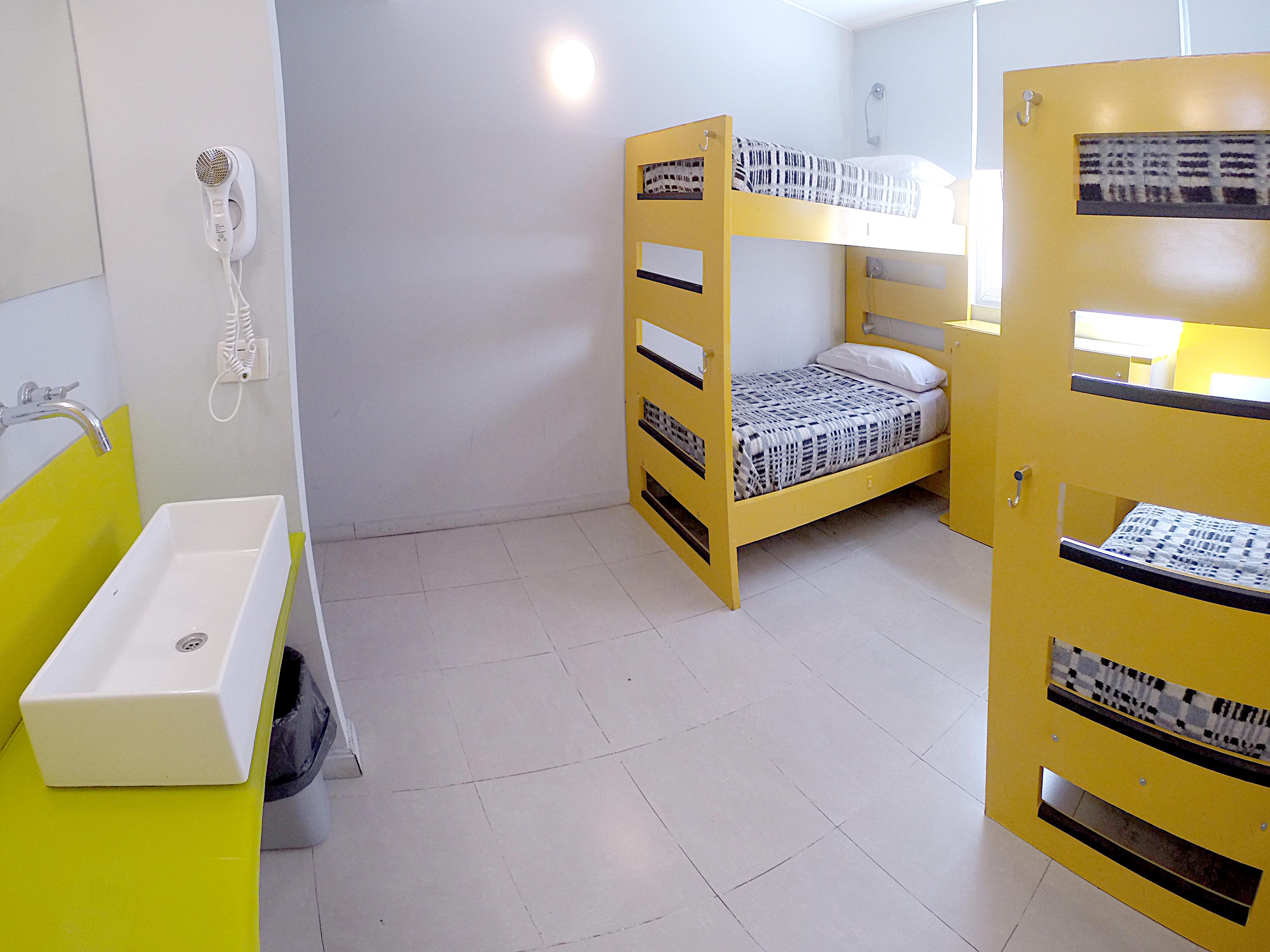 America Del Sur Albergue